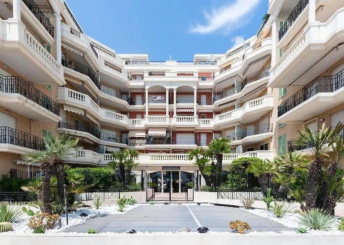 Superbe Studio Avec Terrasse En Front De Mer